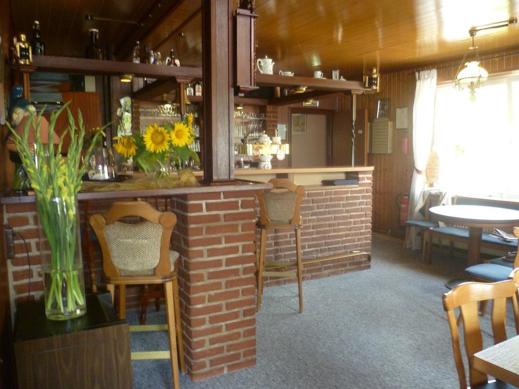 Landgasthof Nuechel มาเลนเทอ ภายนอก รูปภาพ